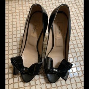 Valentino Garavani  38.5